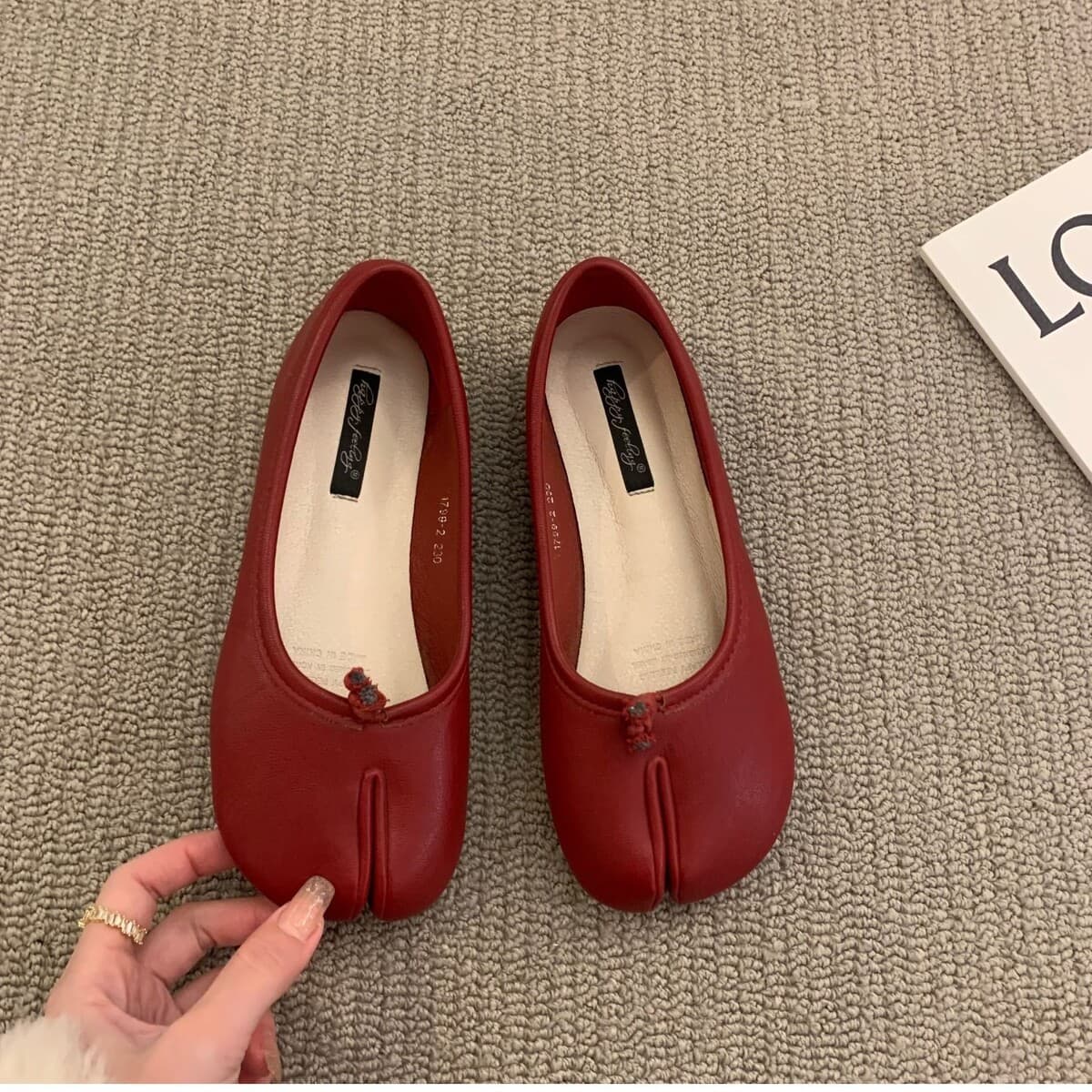 Doug Shoes Женская обувь 2021, новые летние туфли-рысики с разрезом на носке, туфли с ленивой подковой, туфли на плоской...