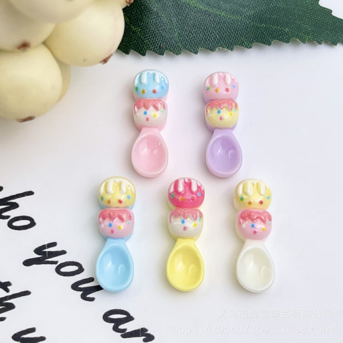 Высокопроизводительный мини-маленький клубничный шампур из сахарной тыквы гарнир из сливочного крема торт мультфильм...