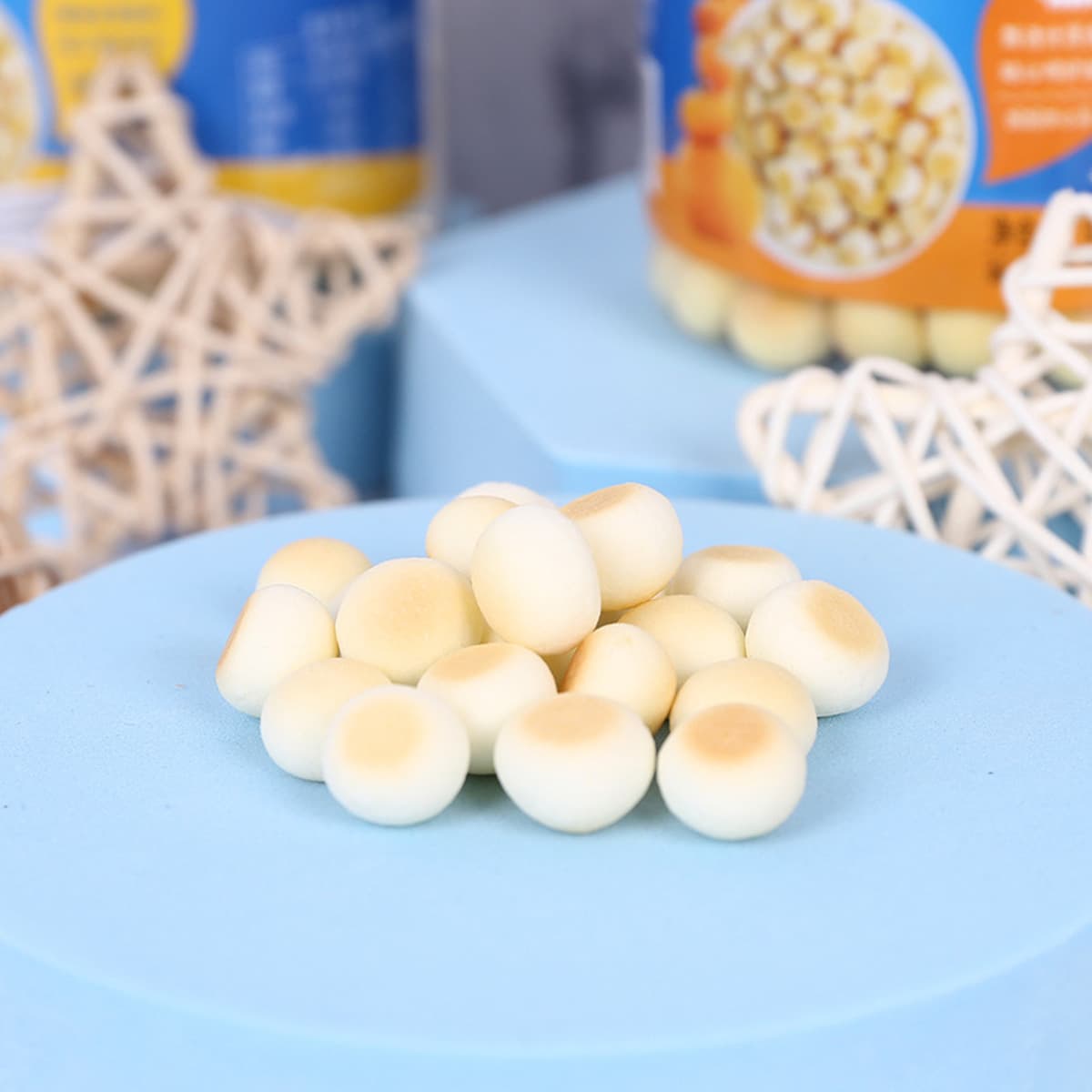 Молочные булочки Ланг Сяобэй с фруктово-овощным вкусом (клубника), 80 г, консервированный детский прикорм