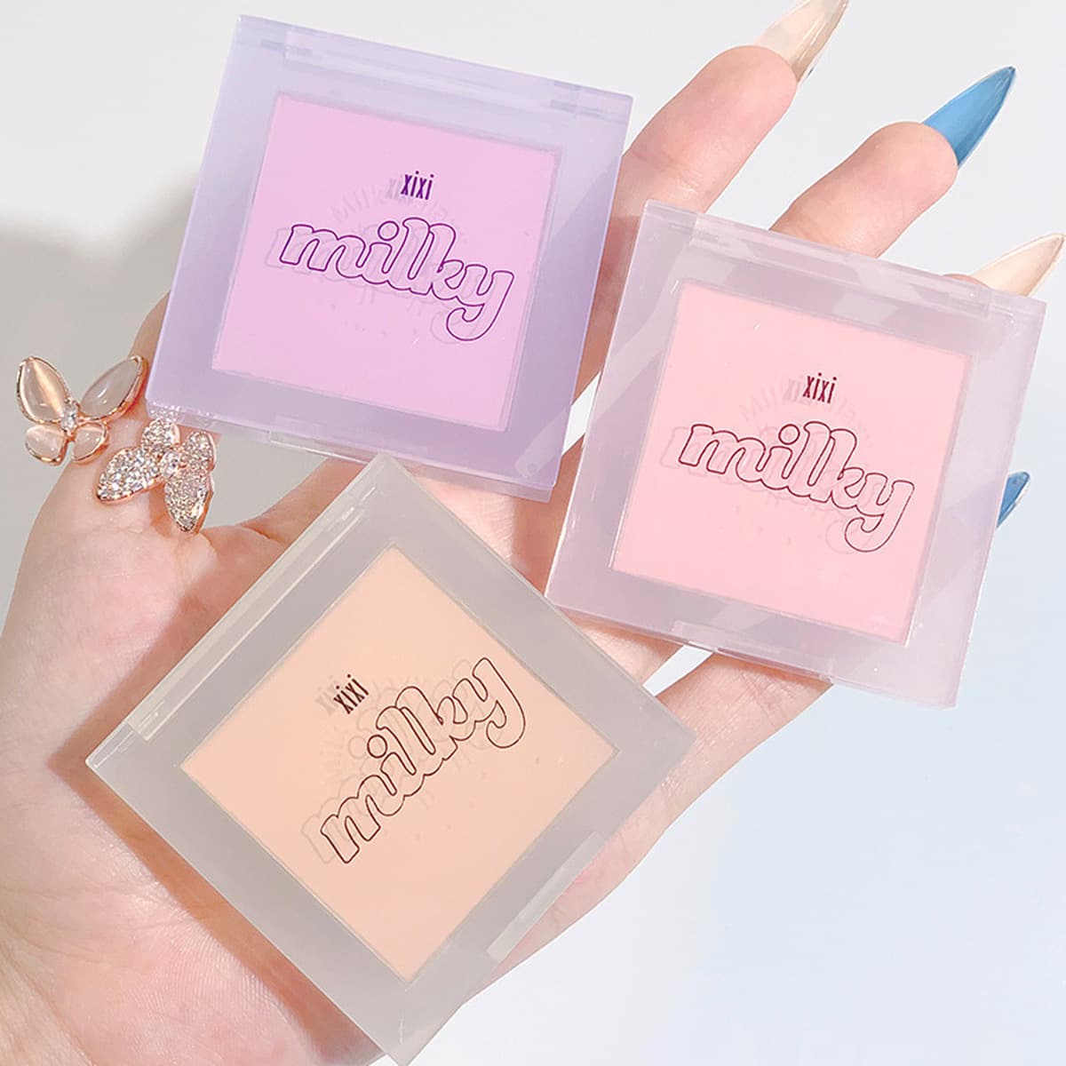 Xixi Milk Xinghe Мягкий туман румянца новичок маленький портативный натуральный обнаженный макияж Матовый чай с молоком
