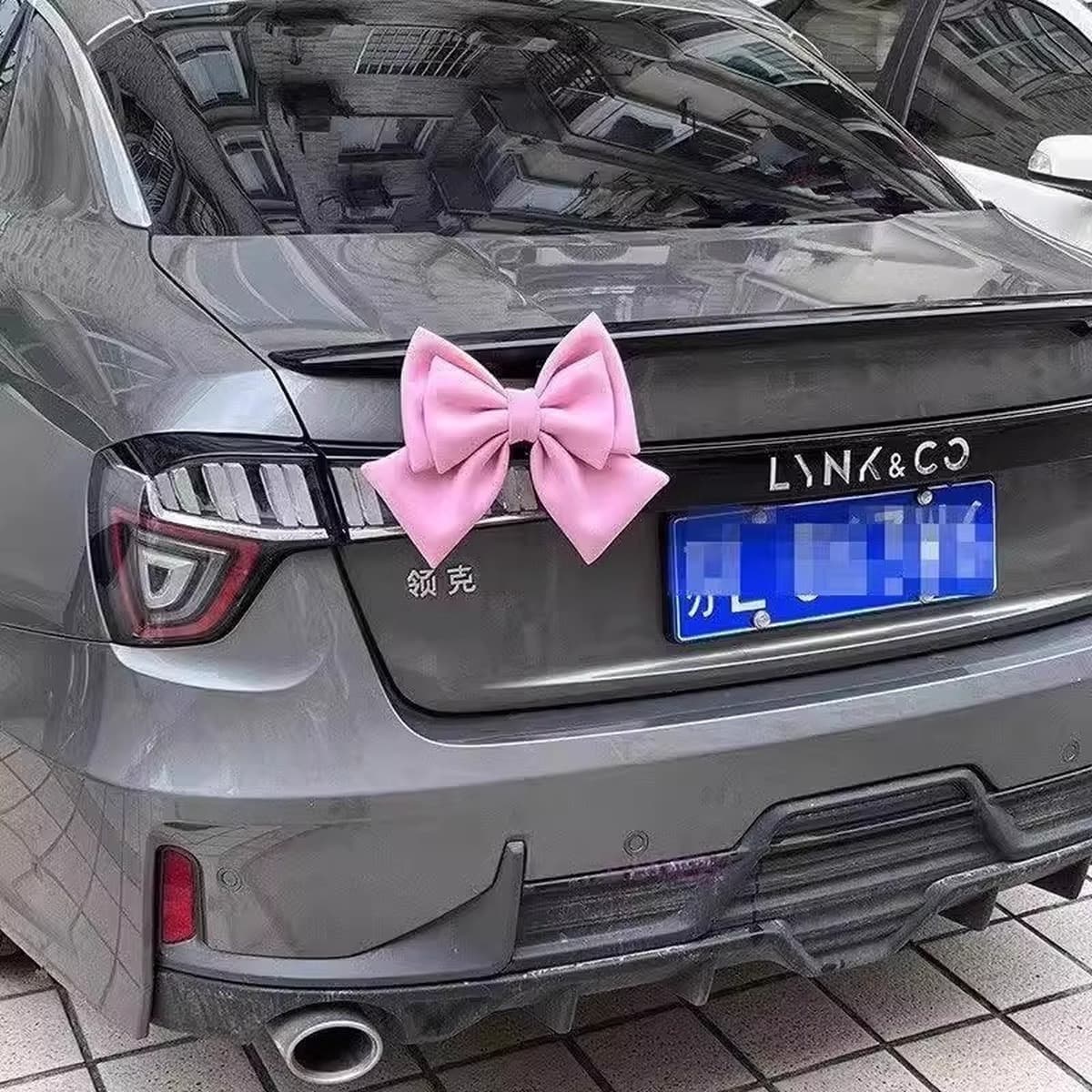 Автомобильный хвост декоративный лук