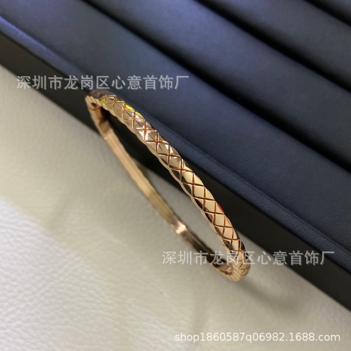 Seiko High Edition маленький ароматный бриллиант браслет 18k розовое золото с бриллиантами широкая пара в клетку coco...