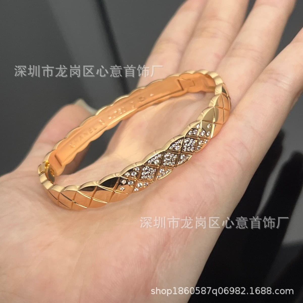 Seiko High Edition маленький ароматный бриллиант браслет 18k розовое золото с бриллиантами широкая пара в клетку coco...