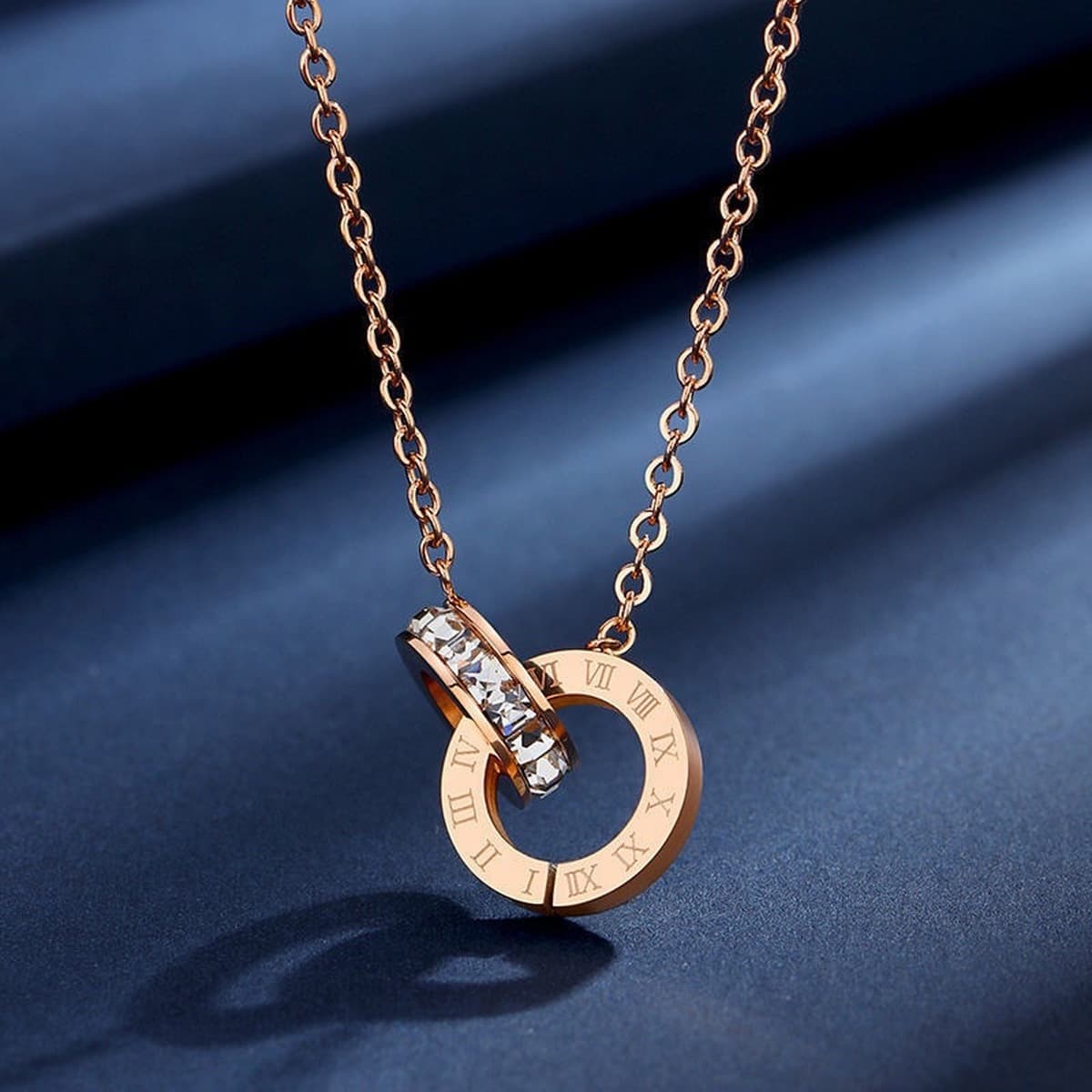Полное гальваническое ожерелье из титановой стали 18K с римскими цифрами и двойным кольцом, доступное роскошное нишевое...