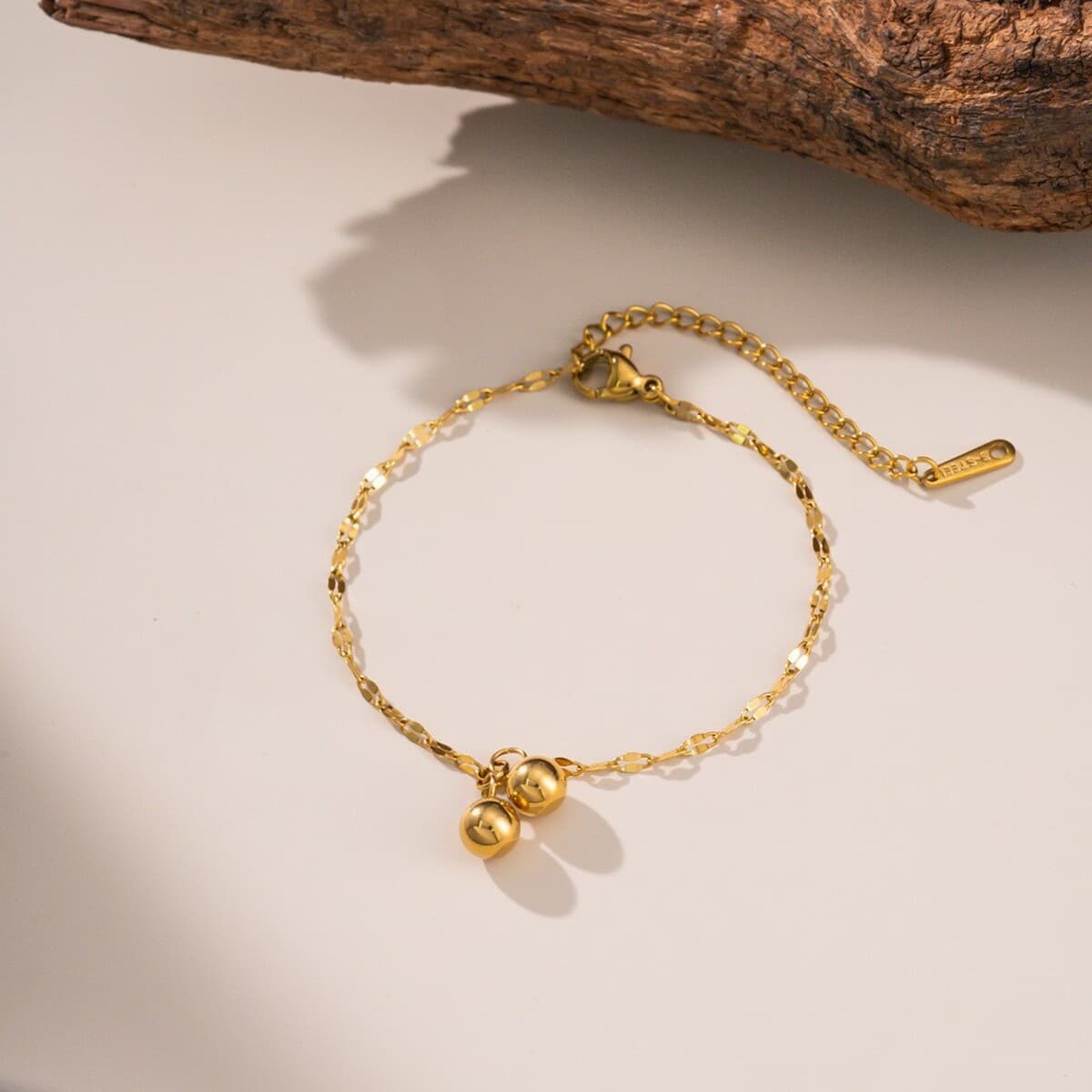 【Набор】Трансграничный комплект украшений из титановой стали для женщин из Дунгуаня: высококачественное колье и браслет в...