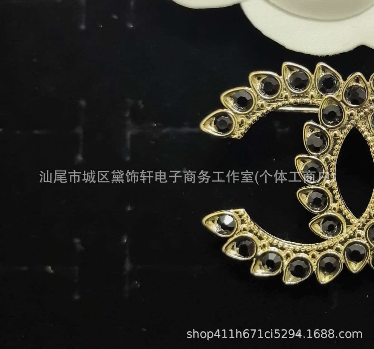 Брошь Chanel Double C с полным алмазным паве, квадратная брошь с бриллиантами и жемчугом, брошь-камелия Chanel, маленькая...