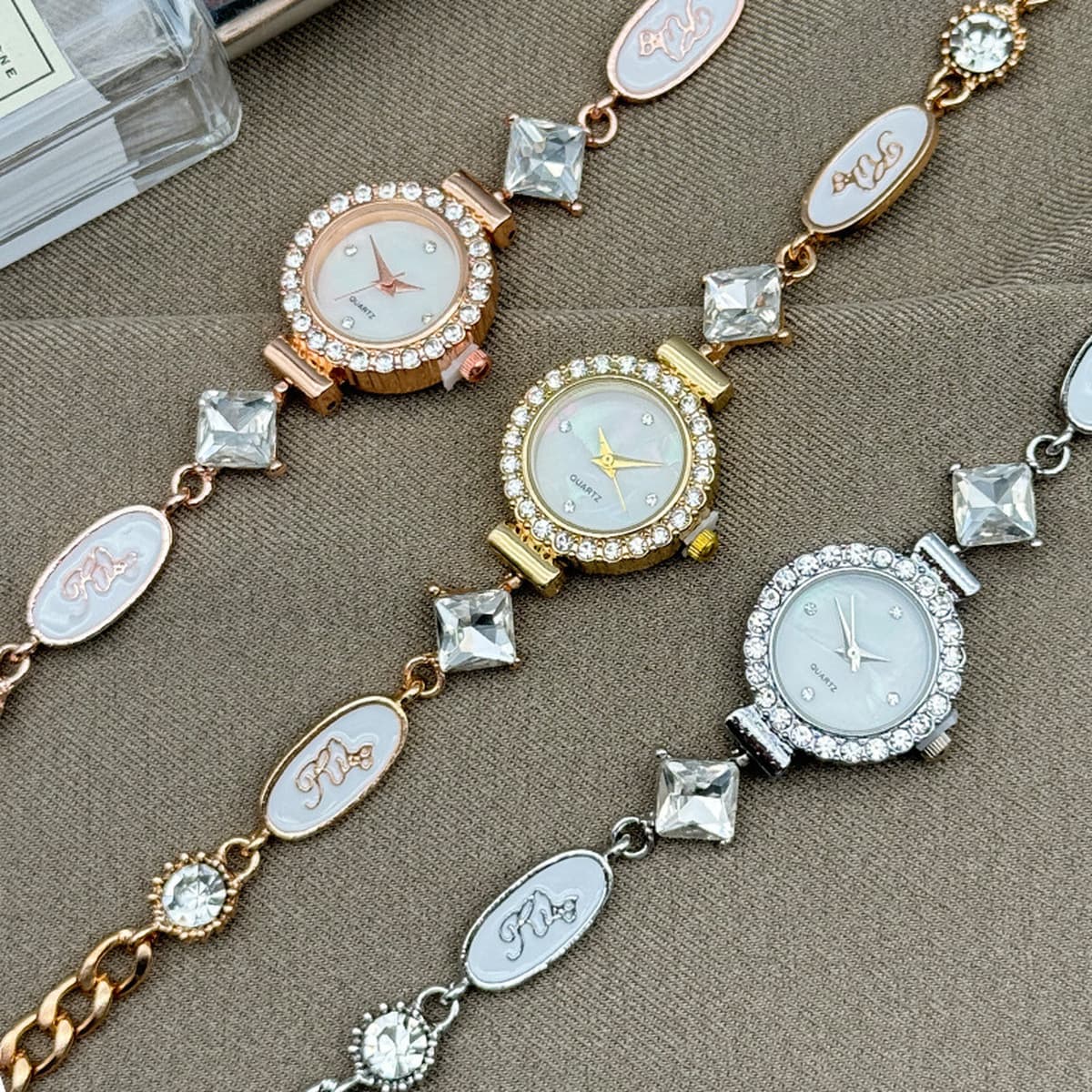 Новый трансграничный легкий роскошный бриллиантовый браслет с цепочкой браслет женские часы регулируемый кварцевые часы...